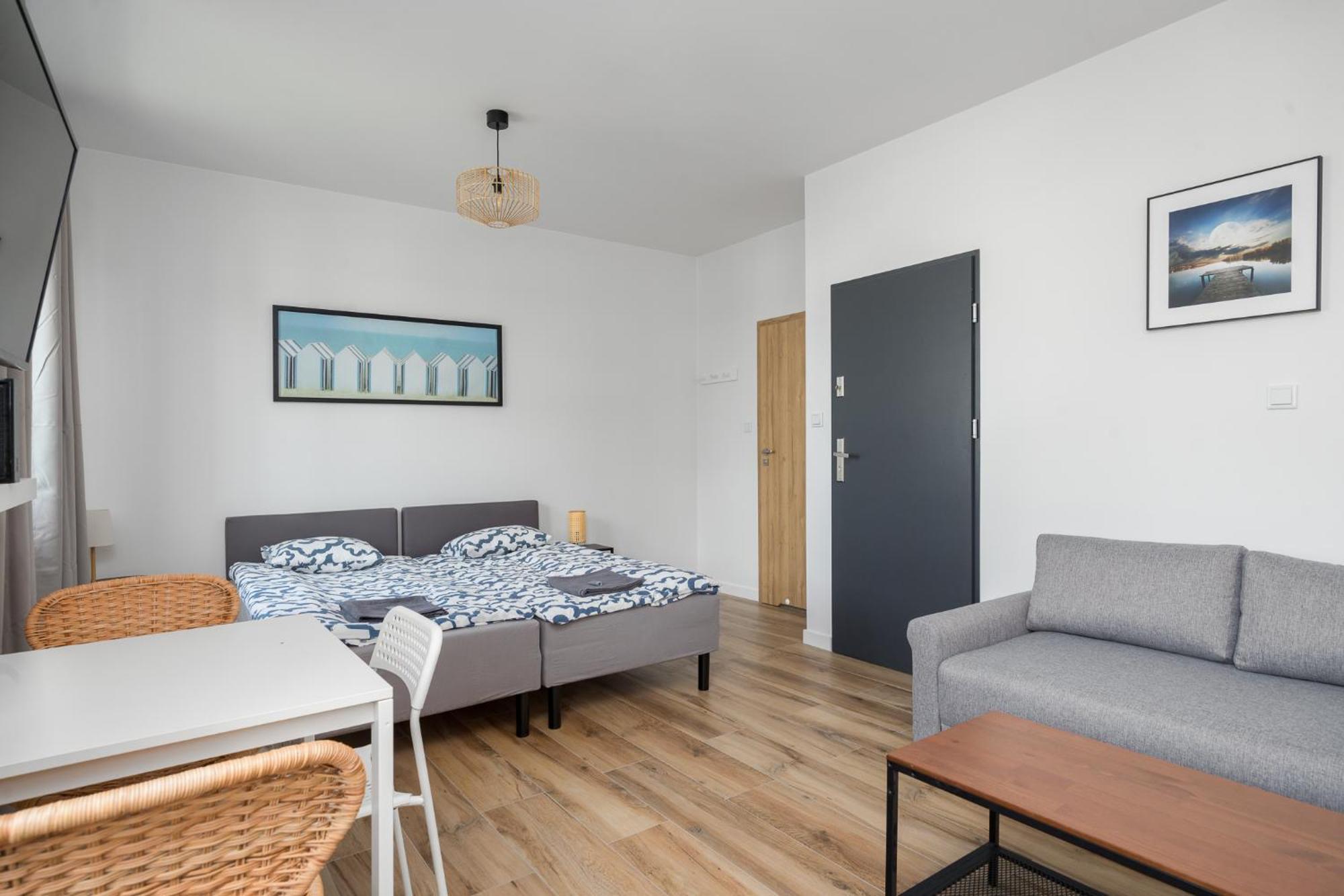 Warsaw-Aparts Herbu Janina Szpital Ngoại thất bức ảnh